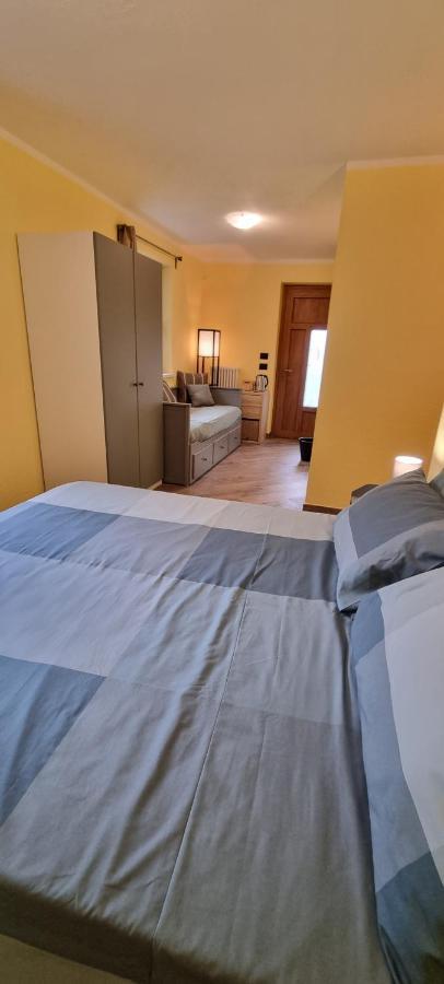 Lo Noyer Et Les Roses Bed & Breakfast Saint Nicolas Bagian luar foto