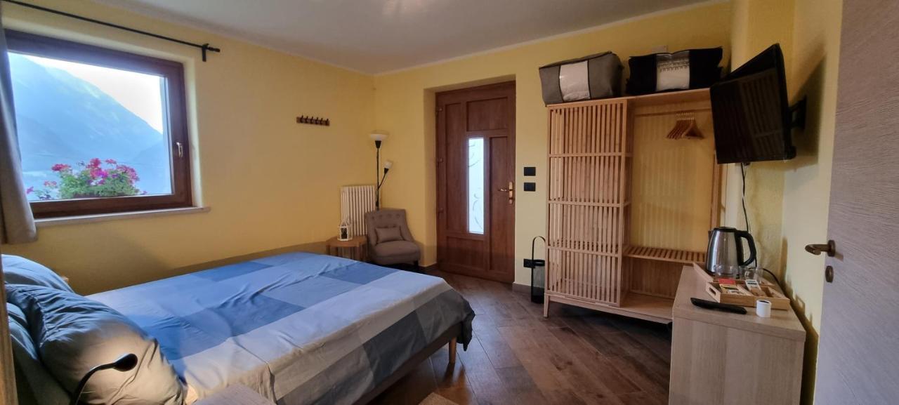 Lo Noyer Et Les Roses Bed & Breakfast Saint Nicolas Bagian luar foto
