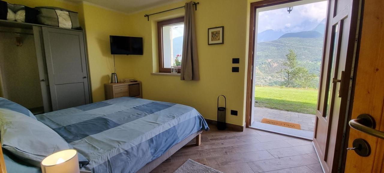 Lo Noyer Et Les Roses Bed & Breakfast Saint Nicolas Bagian luar foto